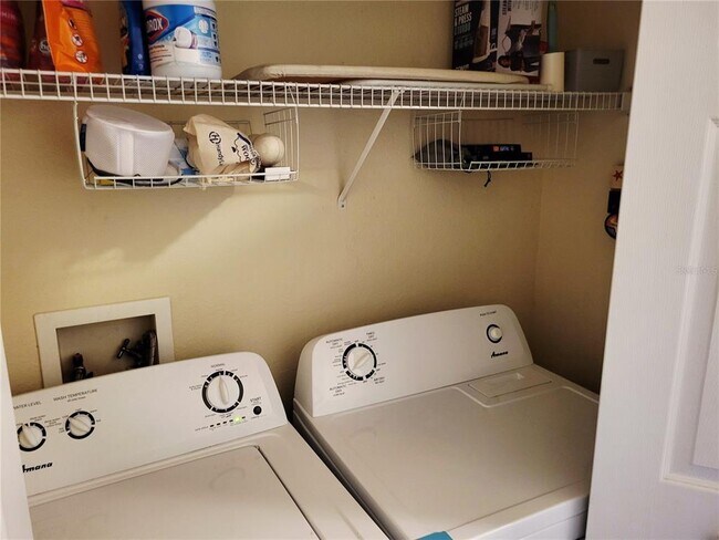 Building Photo - 4961 NW 43rd Ave