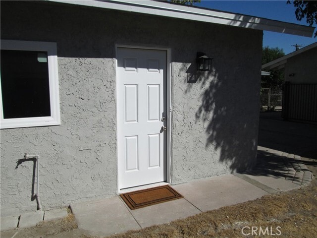 Building Photo - 852 N Davidson Ave