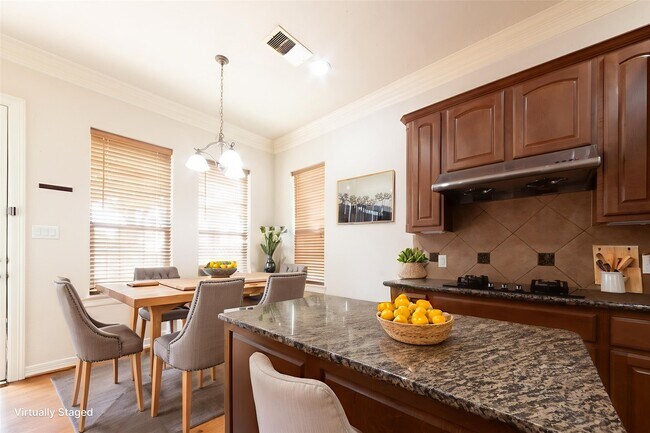 Building Photo - 3206 Holly Thicket Dr