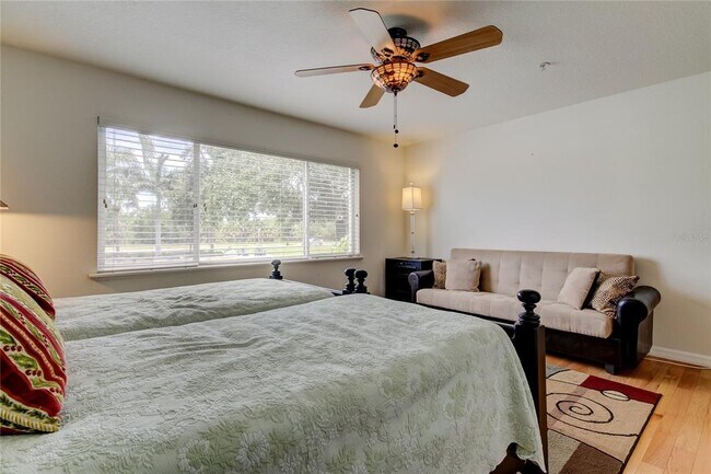 Building Photo - 1575 Pinellas Bayway S