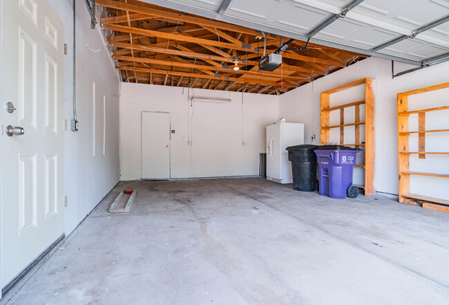 Building Photo - 7155 E Princeton Ave