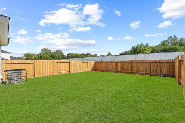 Building Photo - 1424 Acorn Mdw St