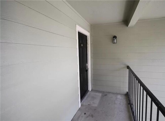 Building Photo - 2550 N Alafaya Trail