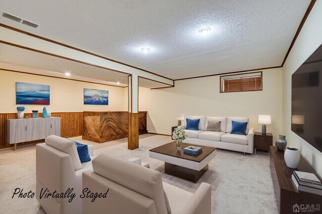Building Photo - 135 Beverly Hl Ter