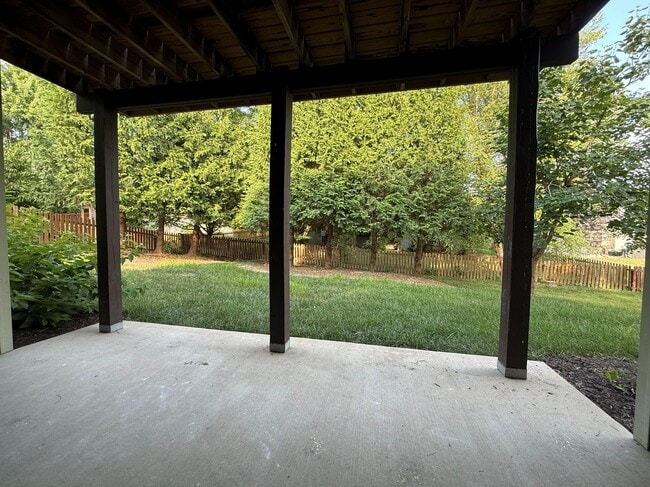 Building Photo - 6802 Stanwood Dr