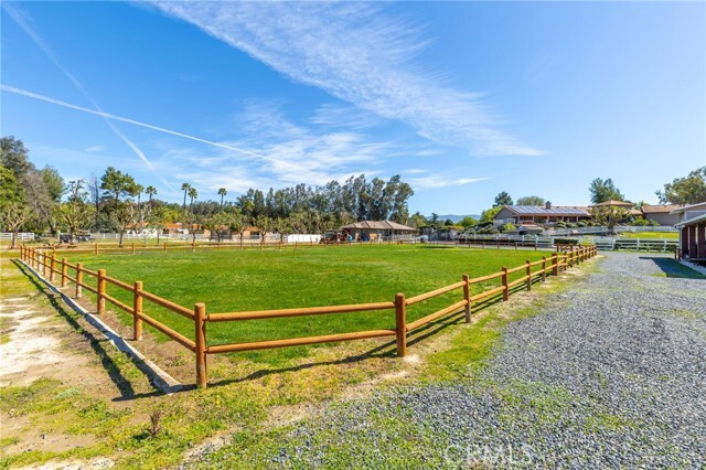 Building Photo - 43991 John Warner Rd
