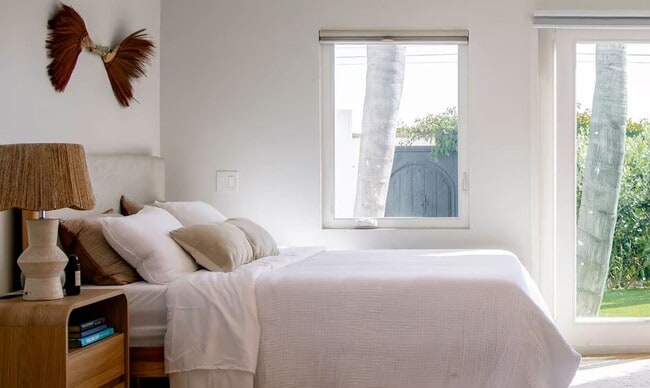 Building Photo - The Costa Beach Bungalow - Entire guesthouse in Malibu, California, United States