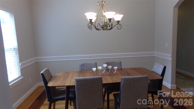 Building Photo - 10418 Glenmeade Rd