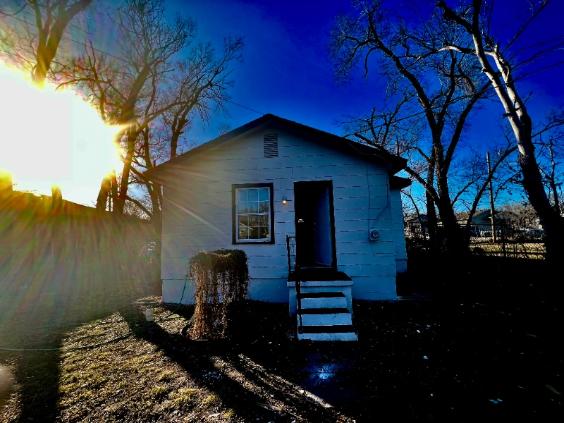 Building Photo - 1242 N Ohio Ave