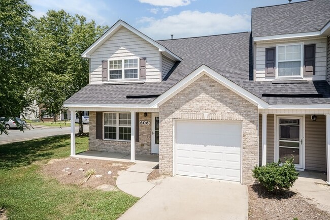 Primary Photo - Four Bedroom Home!