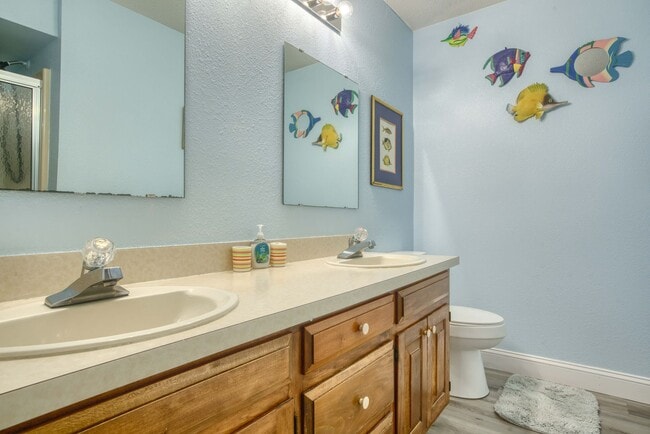 Building Photo - Winter Rental – Ocean View Condo | 2 Bed, 2 Bath – Fully Furnished | Utilities Included