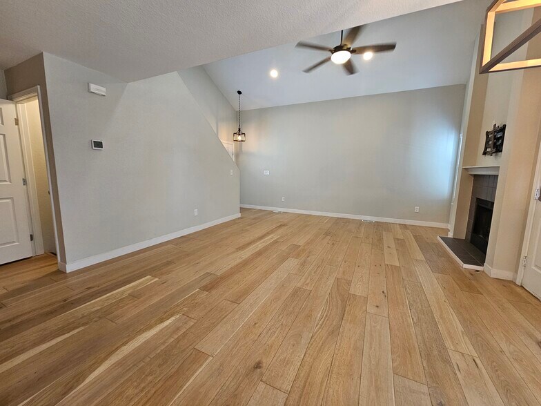 Building Photo - 4655 Badlands Ct