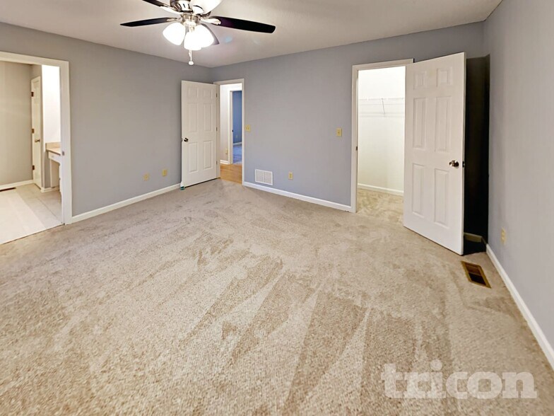 Building Photo - 140 Remington Ln