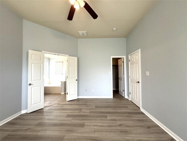 Building Photo - 1711 Brandon Keller Ct