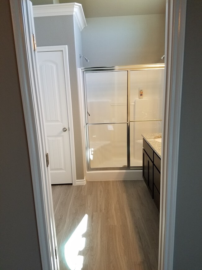 Building Photo - 8037 Pavo Real St