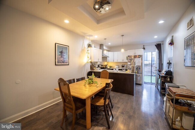 Building Photo - 1407 S 18th St