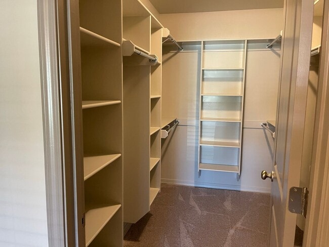 Building Photo - 104 Pr Crk Rd