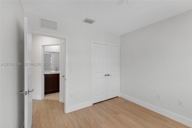 Building Photo - 20817 NW 9th Path