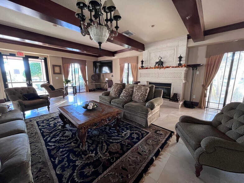 Building Photo - 2808 Amalei Dr