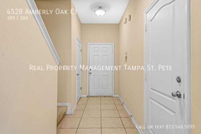 Building Photo - 4528 Amberly Oaks Ct
