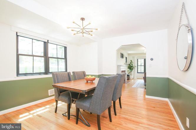 Building Photo - 5602 Hawthorne St