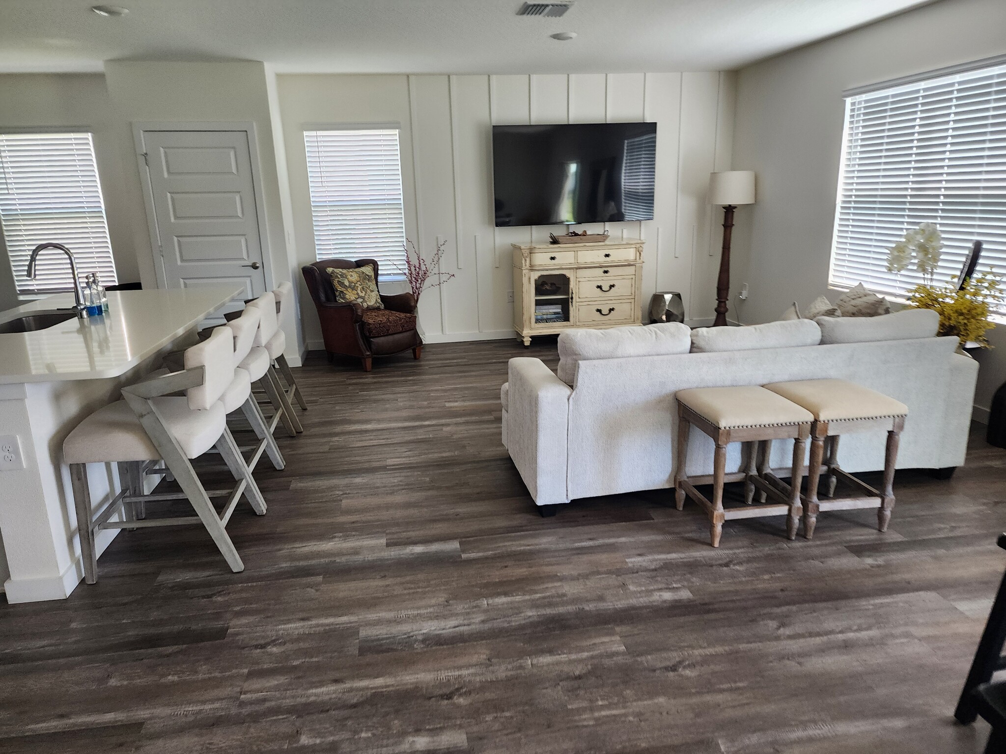 Living Room - 17020 Barnwood Pl