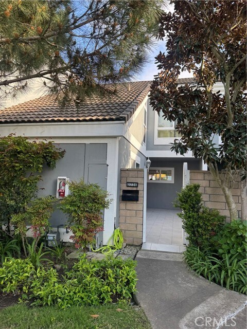 Building Photo - 3726 Montego Dr
