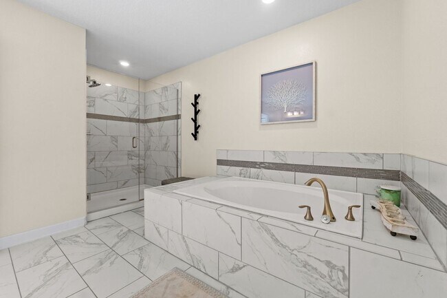 Building Photo - 14807 Winter Stay Dr