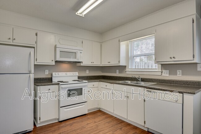 Building Photo - 4019 Wheeler Woods Rd