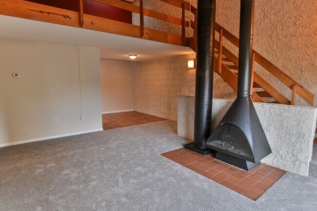 Building Photo - 2 Bedroom Condo in Mechanicsburg