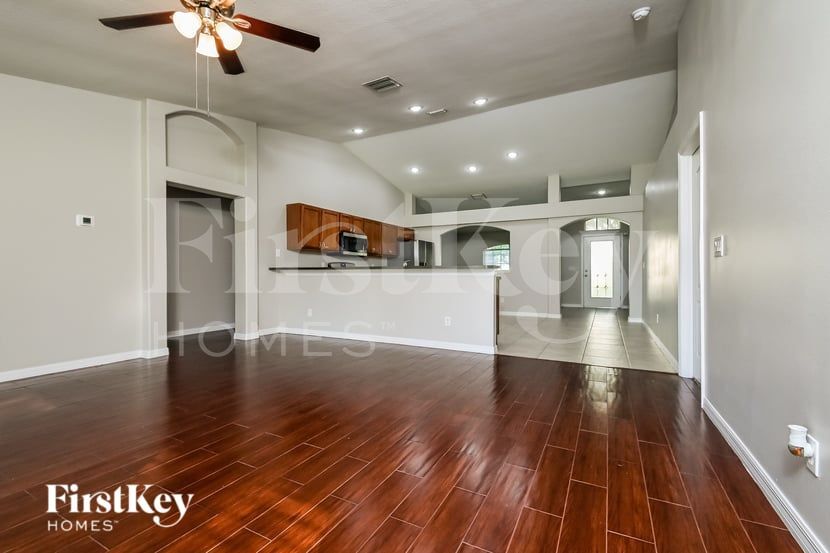 Building Photo - 728 Berry Bramble Dr