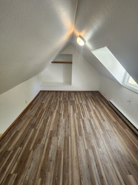 Primary Photo - 1268 Sycamore St