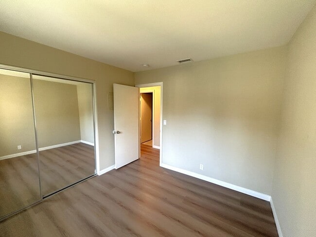 Building Photo - W MISSION BLVD UNIT 16 ONTARIO 91762 (2 BED / 2 BATH)