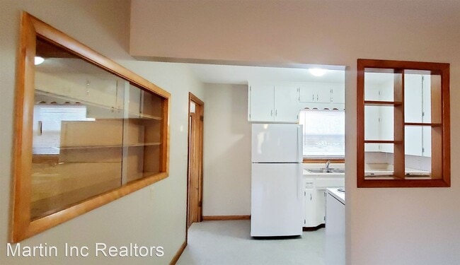 Building Photo - 3 br, 1 bath House - 226 Madison St