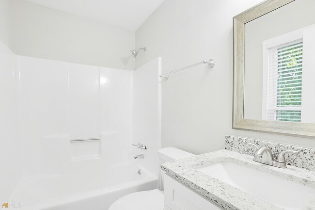 Building Photo - 3013 Fetlock Dr SW