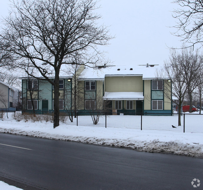 Building Photo - McKinney Manor