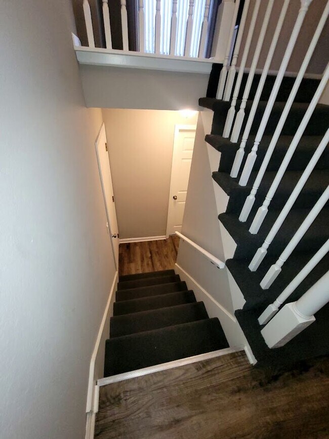 Building Photo - Available Early May | Don’t Miss This Stunning Rental