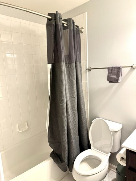 Building Photo - 1506 Mississippi Ave SE