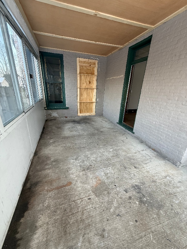 Building Photo - 133 Defiance Ave