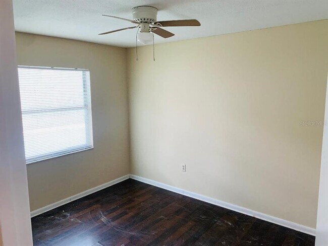 Building Photo - 272 Granite Dr