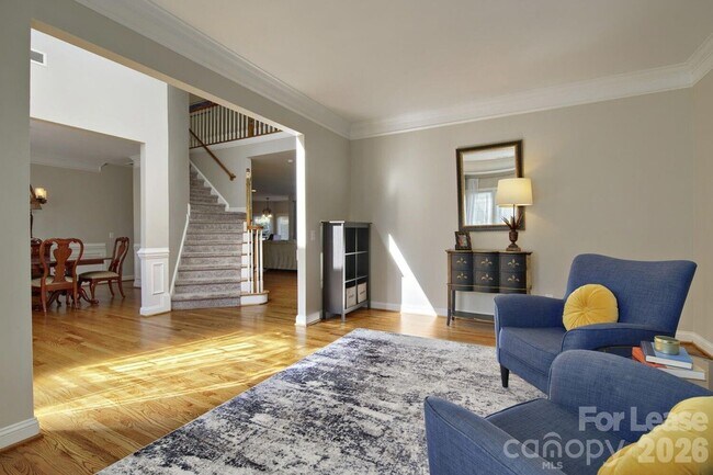 Building Photo - 6520 Red Maple Dr