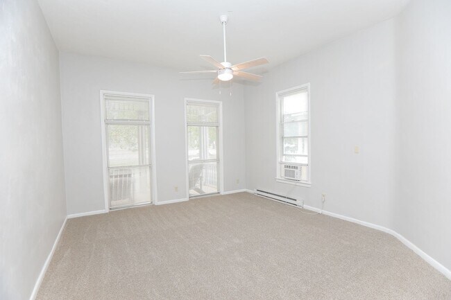 Building Photo - 430 South St