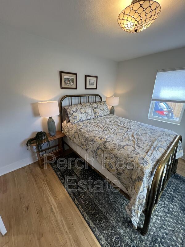 Building Photo - 390 S Garrison St