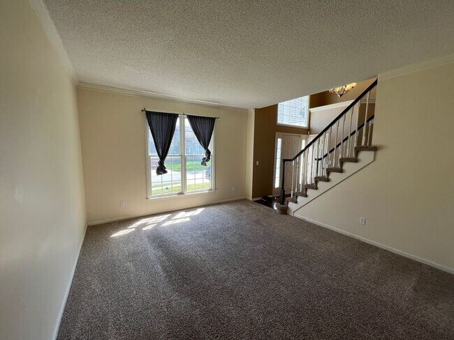 Building Photo - 14220 W 128th St