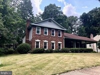 Building Photo - 12212 Redwood Ct