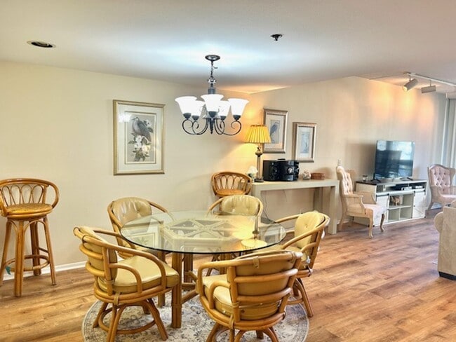 Building Photo - 2026 BEACH RENTAL- 2/2 Condo WITH PRIVATE ENTRY - BEACH PLACE - STEPS THE BEACH!!