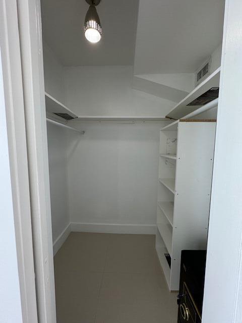 Building Photo - 36 S Ocean Blvd