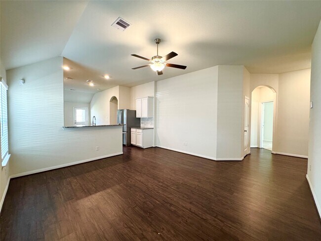 Building Photo - 9026 Beacon Mill Dr