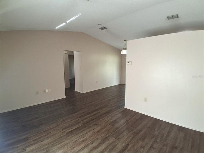 Building Photo - 13104 Serpentine Dr