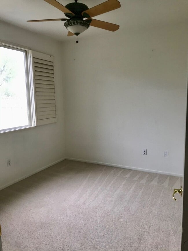Building Photo - Cute House in Sun City Roseville!